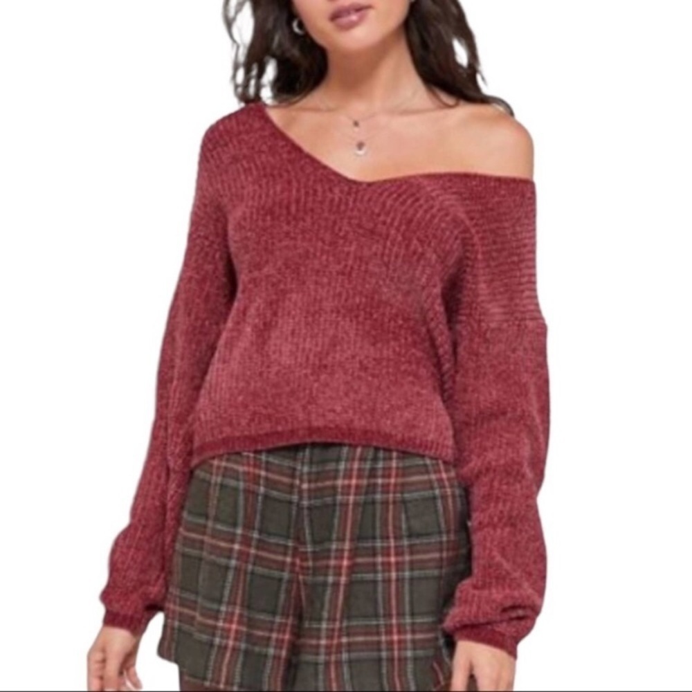 URBAN OUTFITTERS Kingston Chenille Long Sleeve Crop Sweater - Picture 2 of 5